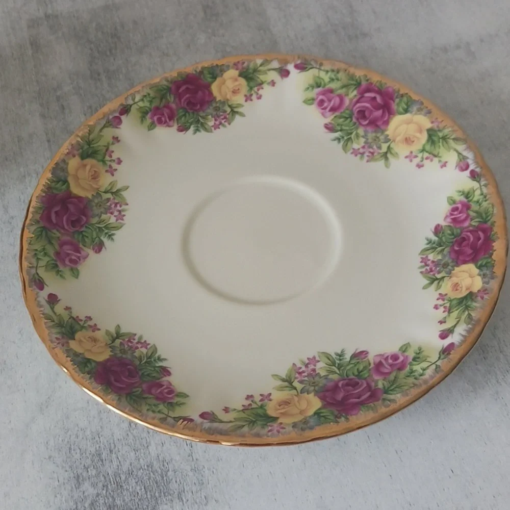 Set of Tea Cup and Saucer Roses Fine Porcelain RUI Handmade in P.R.C Original